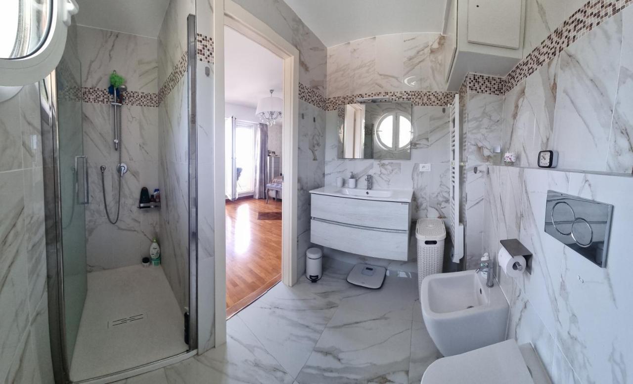 Dernier Etage D'Une Maison Rocabruna Exterior foto