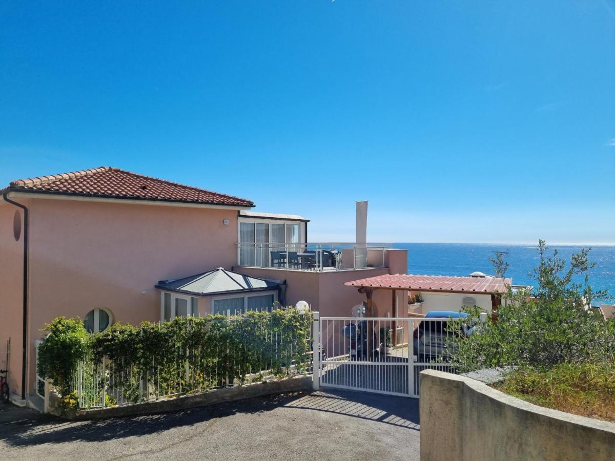Dernier Etage D'Une Maison Rocabruna Exterior foto