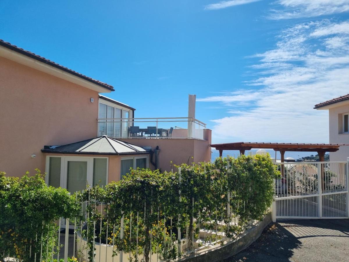 Dernier Etage D'Une Maison Rocabruna Exterior foto